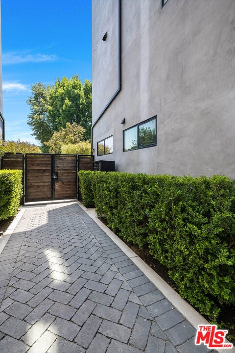 4425 Studio Place