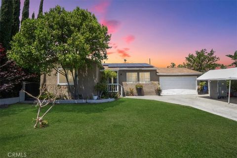 12321 Quuartz Place Garden Grove CA 92843