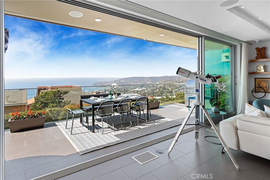 listing image 130729454338204511387