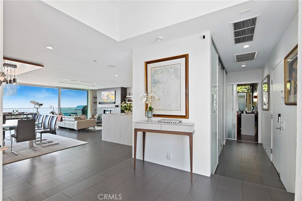 listing image 130728774228539510153
