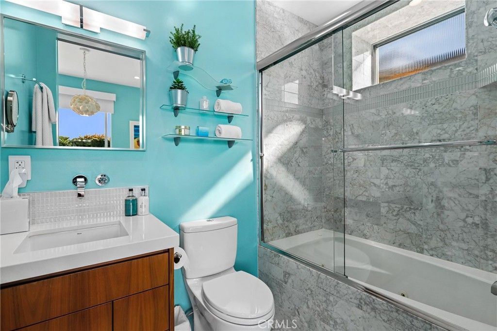 listing image 130729080850526773606