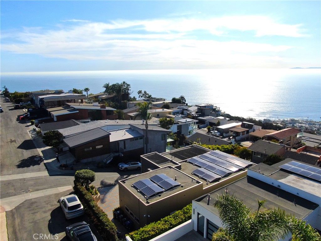 listing image 130724232549257333410