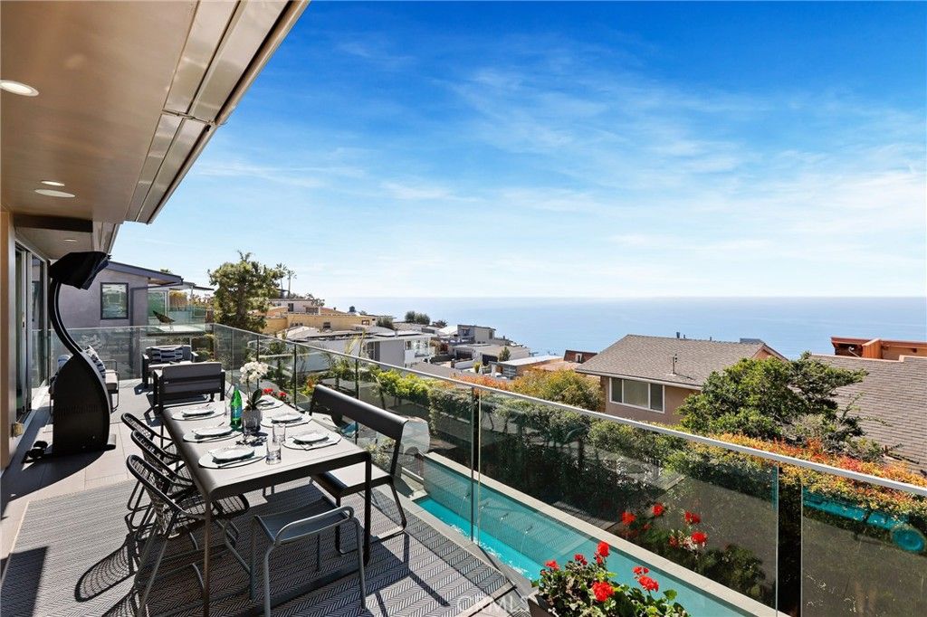 listing image 130726342067397280130