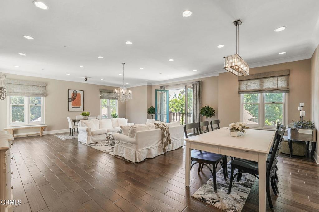 192 S Orange Grove Boulevard 301