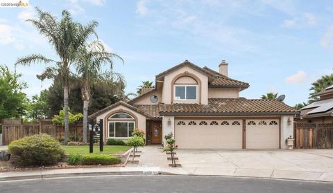 Photo of 2002 Montauk Ct Ct, Discovery Bay, CA 94505 (MLS # 41129154)