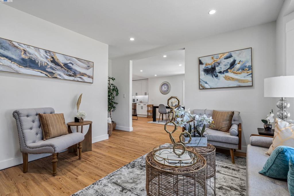 MAXWELL  PARK - Residential