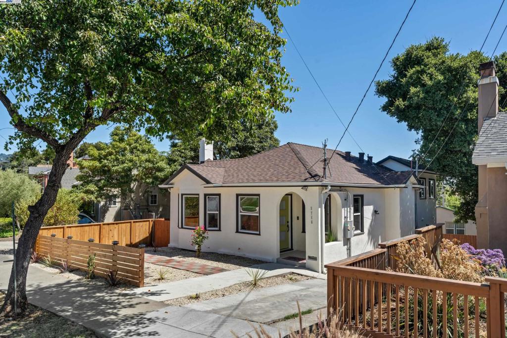 MAXWELL  PARK - Residential