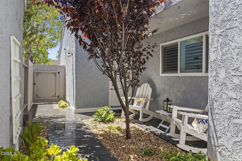 483 Broderick Way
