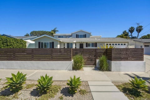 Photo of 1839 Freda Lane, Cardiff By The Sea, CA 92007 (MLS # NDP2607861)