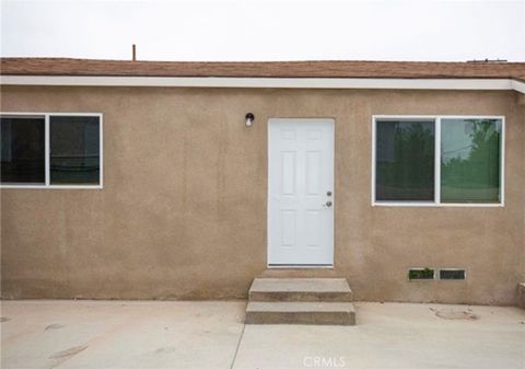 Photo of 6250 Vineland Ave, North Hollywood, CA 91606 (MLS # BB25250265)