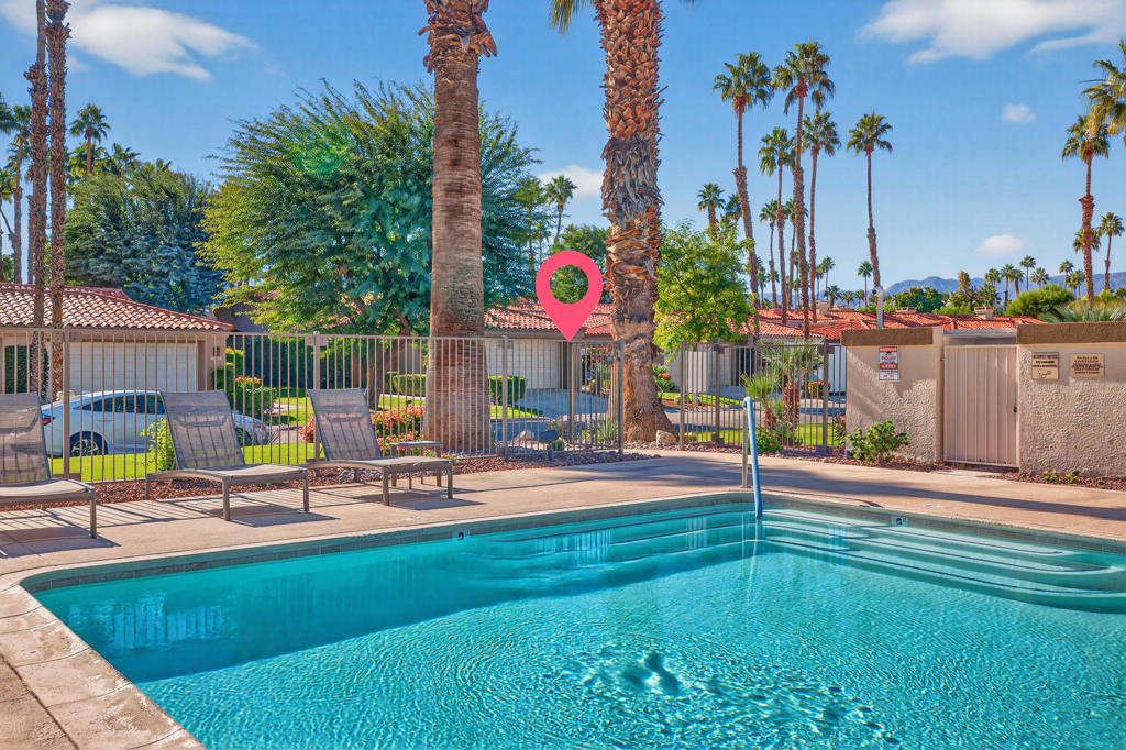 Palm Valley CC - Residential