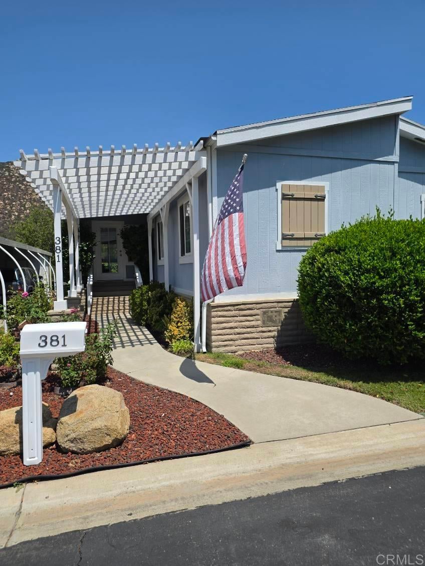 8975 Lawrence Welk Drive 381