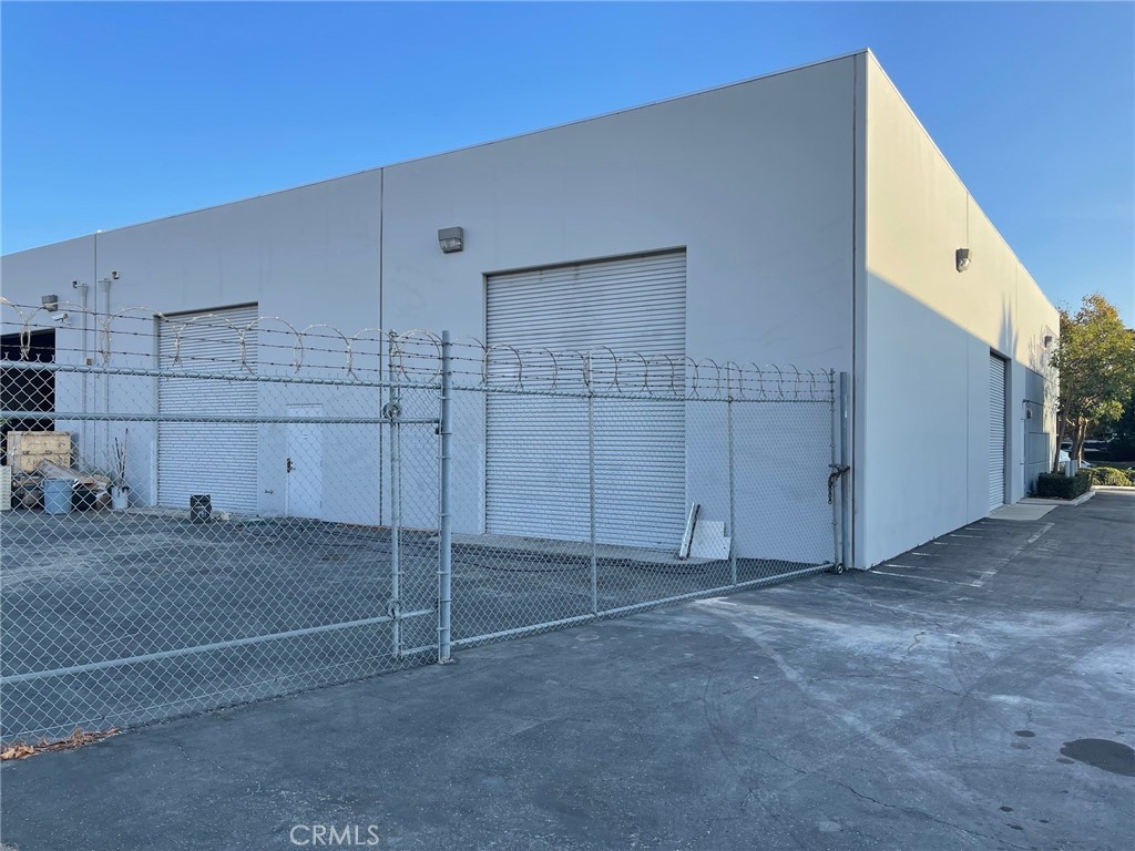 1103 W Barkley Avenue