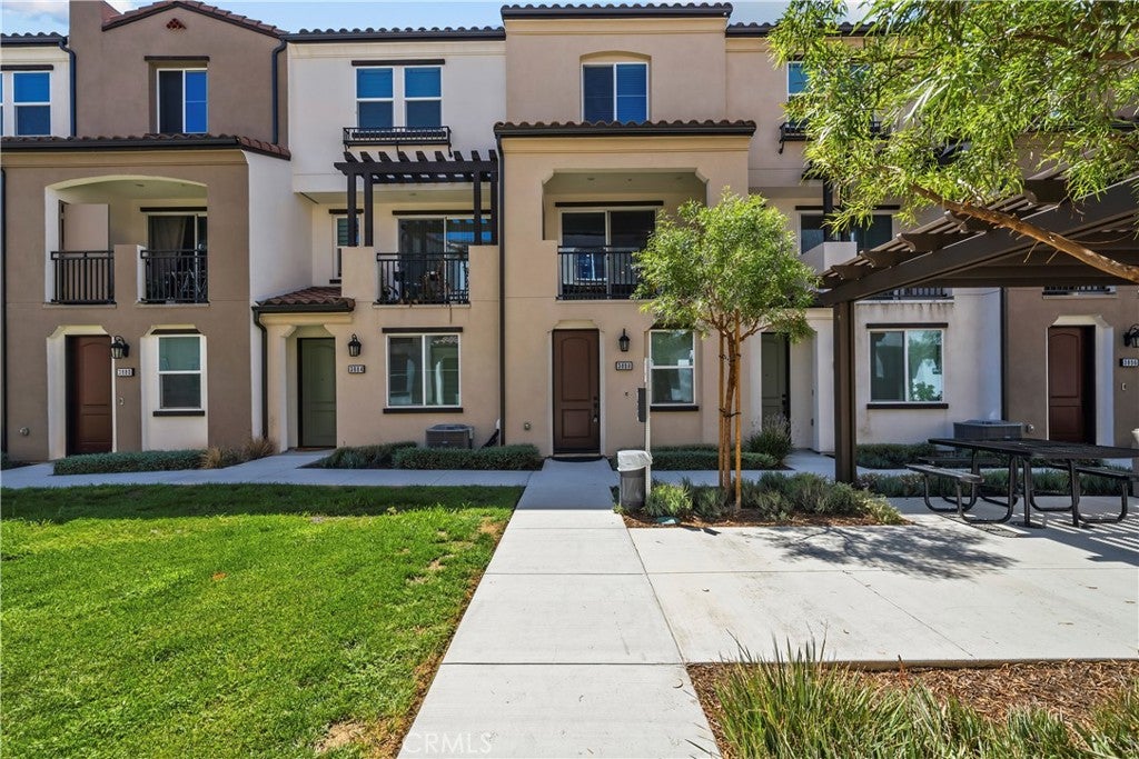 3888 Verdana Circle