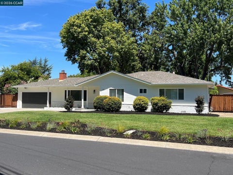 Photo of 136 Arbolado Dr DR, Walnut Creek, CA 94598 (MLS # 41142078)