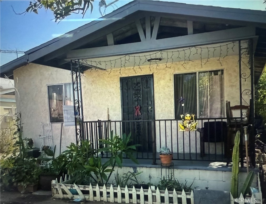 Welcome to 1226 Kern Ave, a well-maintained duplex in the heart of East Los Angeles! This unique property offers excellent flexibility for an owner-occupant or investor, with two separate living units that can generate rental income or accommodate extended family. Each unit is bright and functional, with comfortable layouts and plenty of natural light. Adding to the value are two solar systems—one fully paid off and the other with a loan that can be assumed—helping lower energy costs for years to come. The property also features a private backyard space with potential for outdoor living or future improvements. Conveniently located near local schools, shopping, dining, and major freeways, this duplex combines comfort, practicality, and investment potential in one great location.