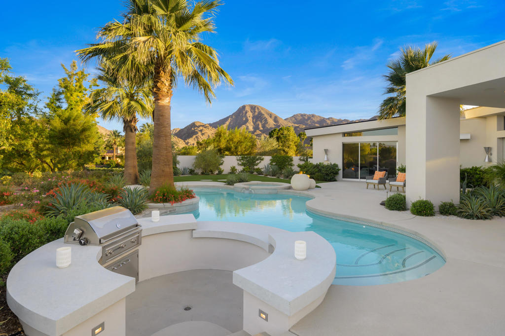 Vintage Country Club - Residential