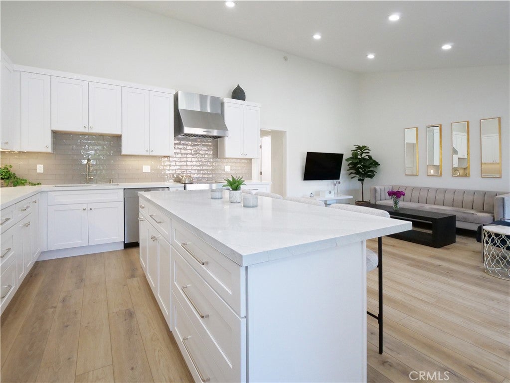 822 Camino Real #202