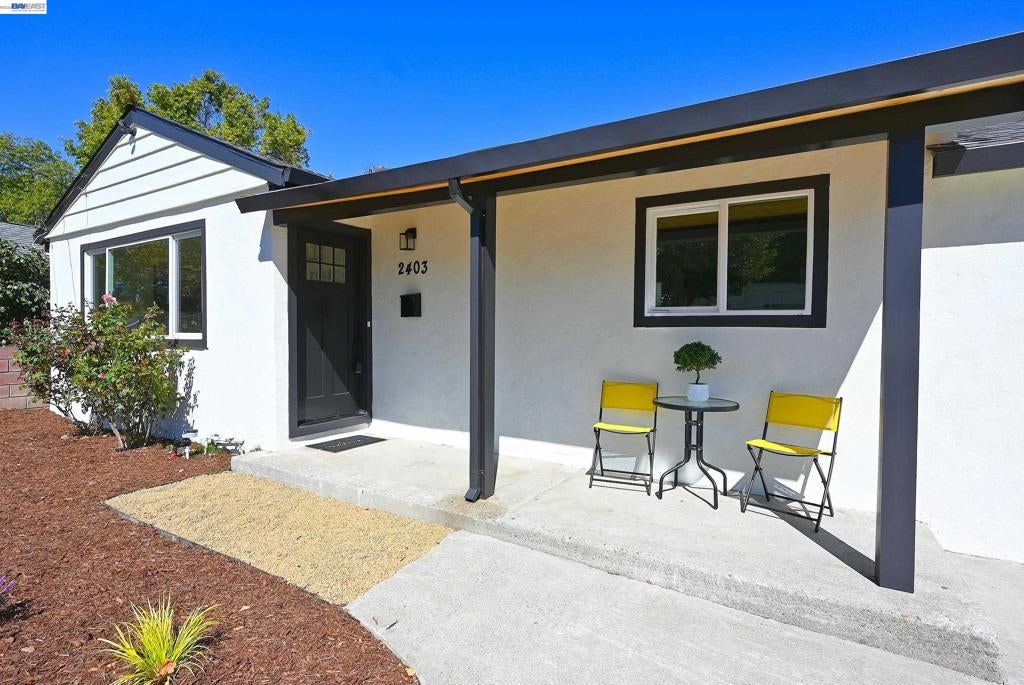 2403 Mountain View Dr.