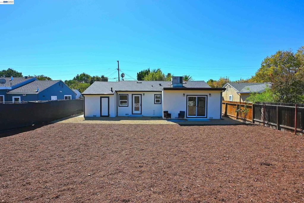 2403 Mountain View Dr.