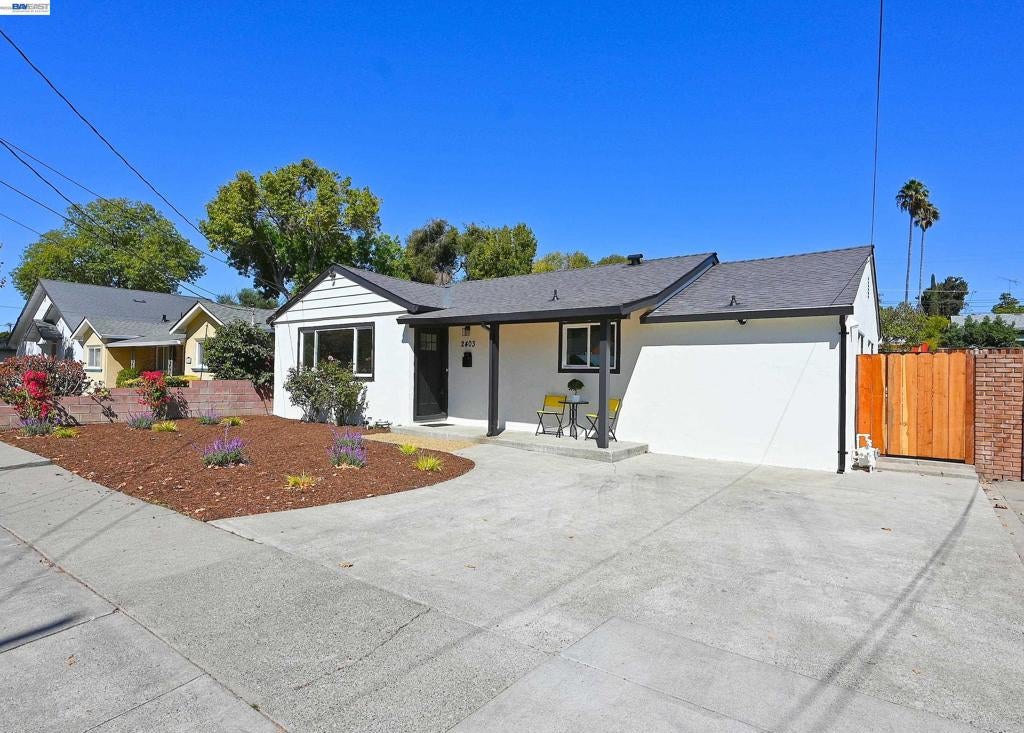 2403 Mountain View Dr.