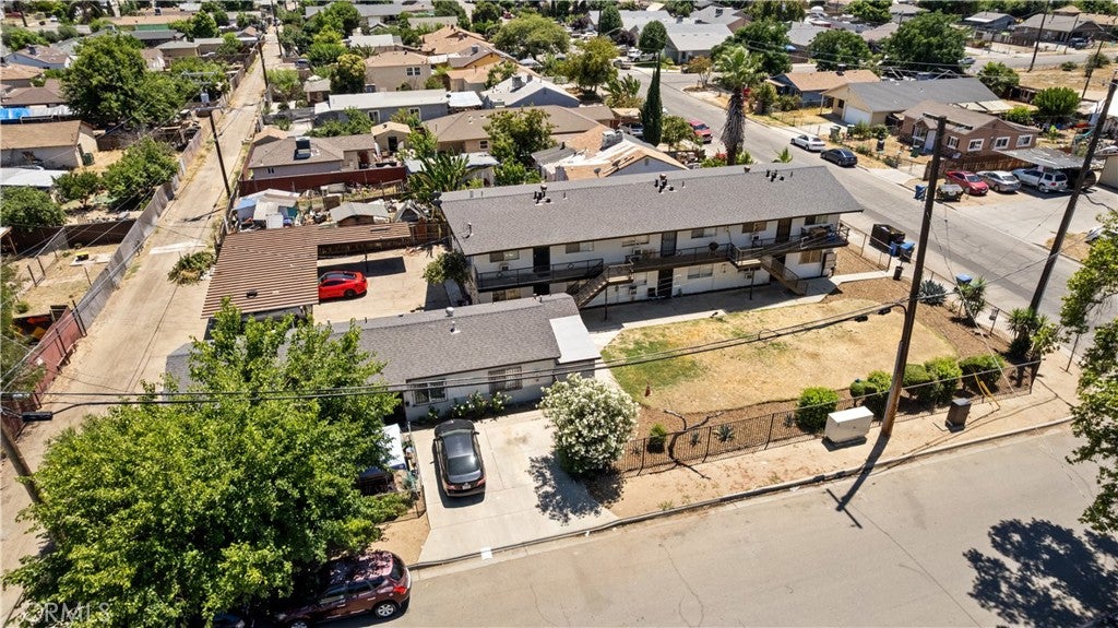 3940 E Burns