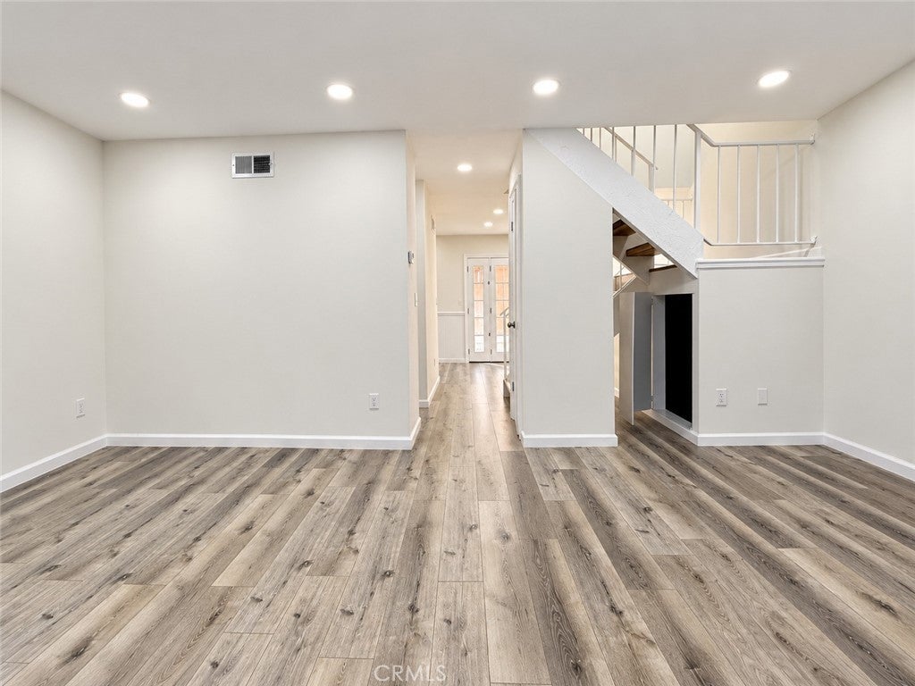5572 Temple City