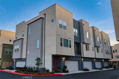 1649 W Lincoln Anaheim CA 92801