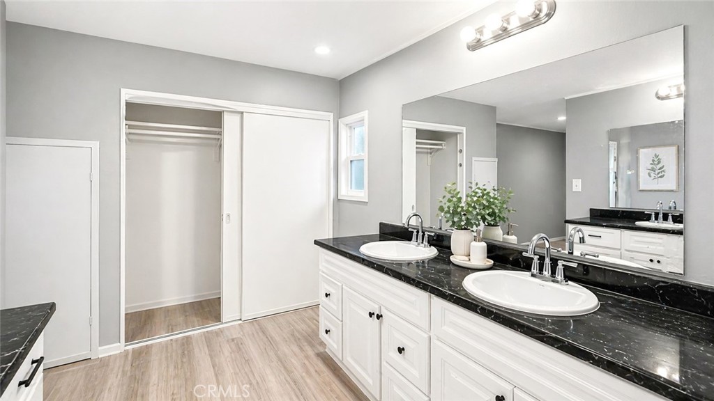485 idyllwild Drive 25