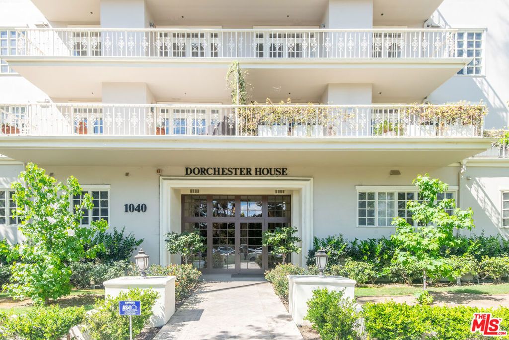 Photo of 1040 4th Street #107, Santa Monica, CA 90403 (MLS # 26814643)