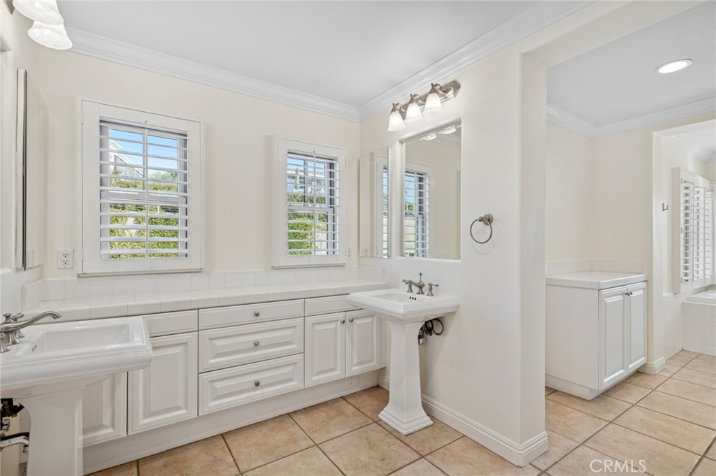 Sailhouse (SAIL) - Residential Lease