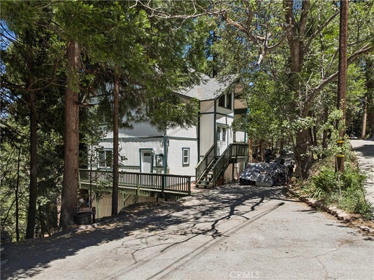 582 GRASS VALLEY RD, LAKE ARROWHEAD, CA 92352 - Image 4991d60f4accf53b61d4e10593e5ab43/717098155