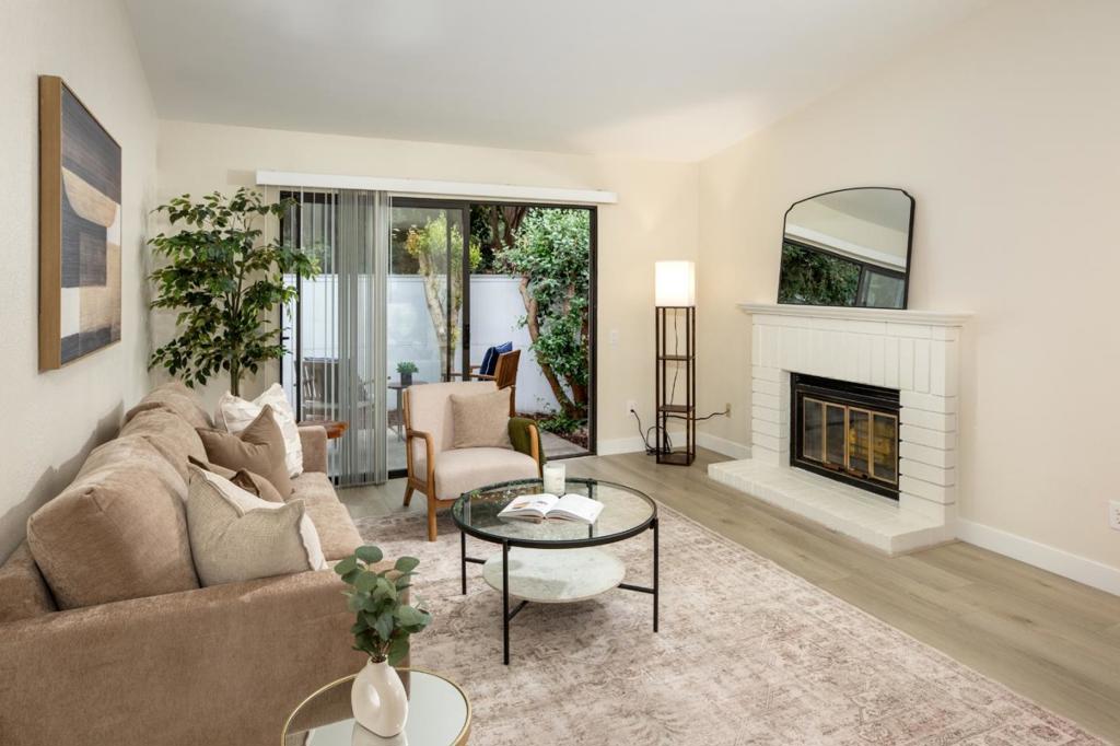 4868 Indian River Court
