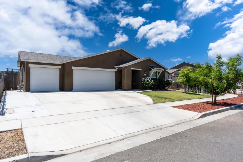 All our dreams can come true, if we have the courage to pursue them. - Walt Disney Welcome to your dream home in one of Los Banos' most sought-after neighborhoods! This spacious 4-bedroom, 3 full-bathroom home offers comfort, function, and magic around every corner. Featuring a Jack and Jill bathroom, perfect for busy mornings or sharing with ease, and a three-car garage for all your vehicles and storage needs. Step into your private backyard oasis with a sparkling swimming pool, ideal for summer fun and entertaining. Whether you're creating memories with loved ones or finding your own quiet moment of peace, this home is where dreams take shape. Included in the home is a water softener and an owned solar system. Don't miss the opportunity to make this magical property yours because every great story begins at home.