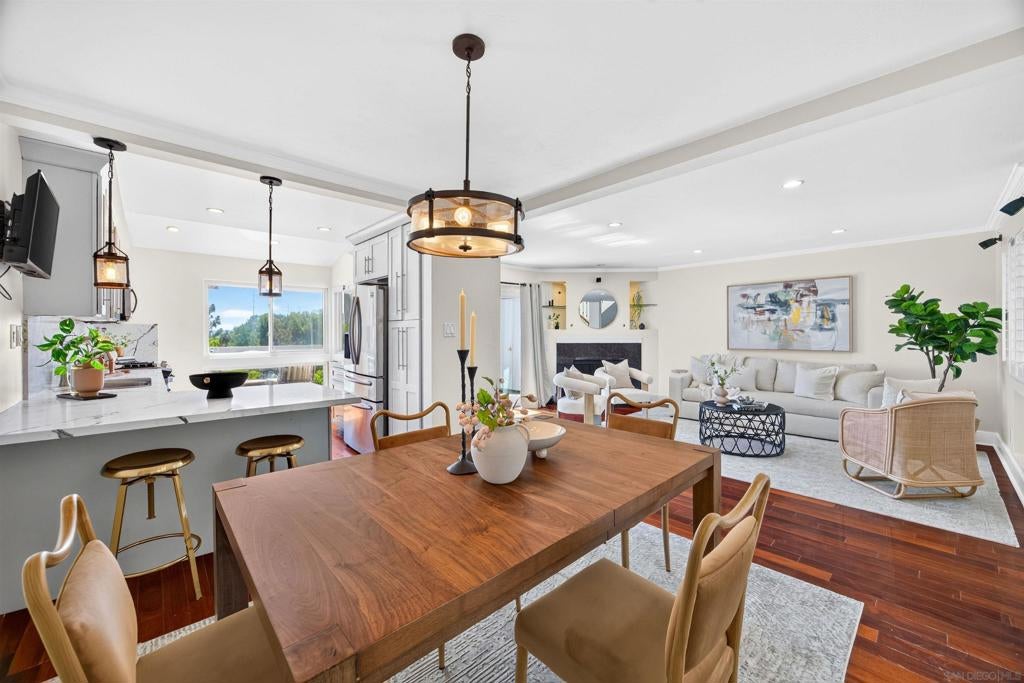 1410 Camino Lujan