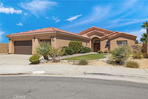 Photo of 74048 W Petunia Pl Pl, Palm Desert, CA 92211 (MLS # SR26077538)