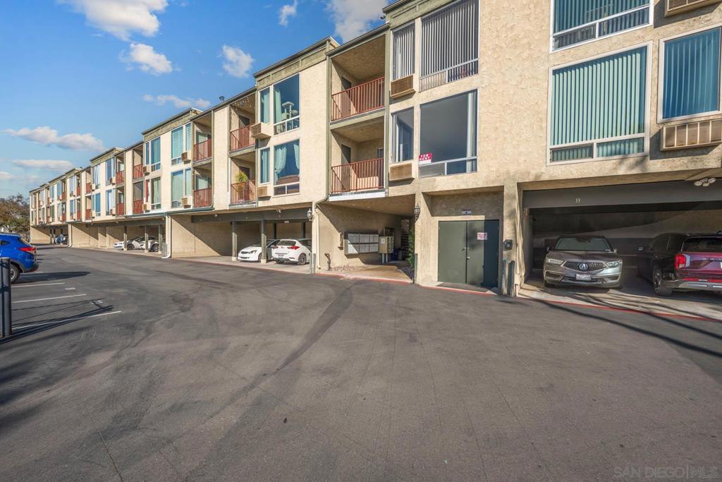6675 Mission Gorge Rd A114