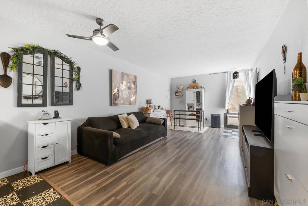 6675 Mission Gorge Rd A114