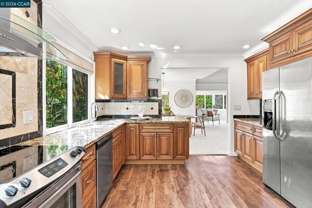 3462 ROSSMOOR PKWY 1