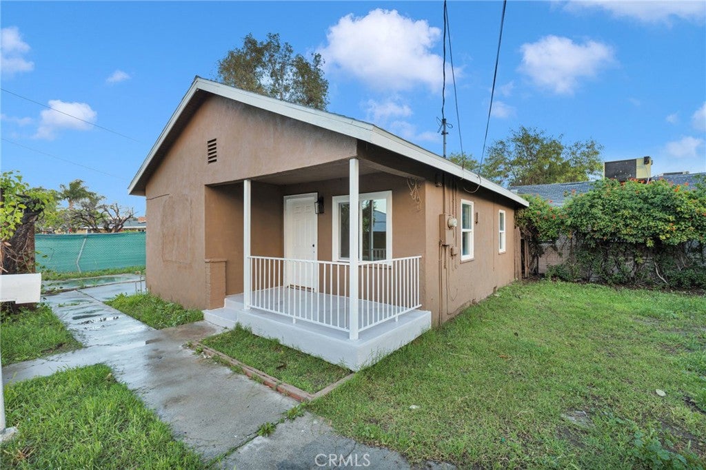 659 S 7th Street