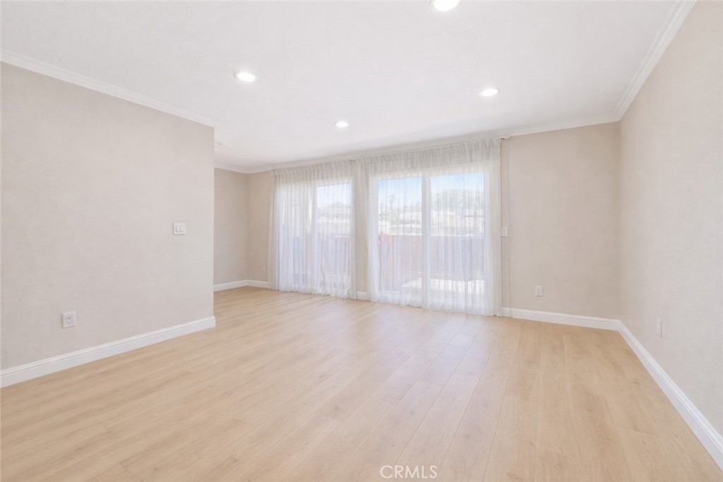 121 Sinclair Avenue 213