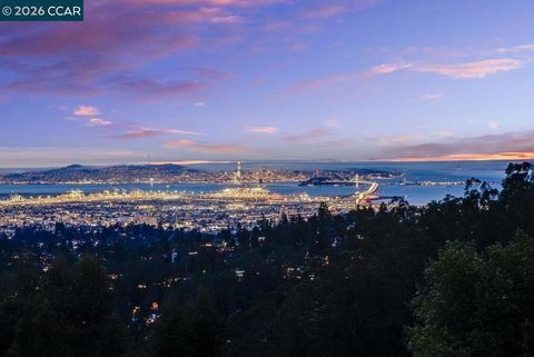 Photo of 7075 7075 Elverton Dr Dr, Oakland, CA 94611 (MLS # 41125470)