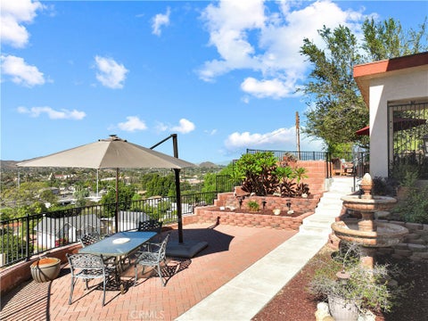 Tiny photo for 4515 Tomlinson AVE, Riverside, CA 92503 (MLS # IG26232392)