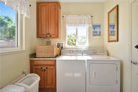 Tiny photo for 4515 Tomlinson AVE, Riverside, CA 92503 (MLS # IG26232392)