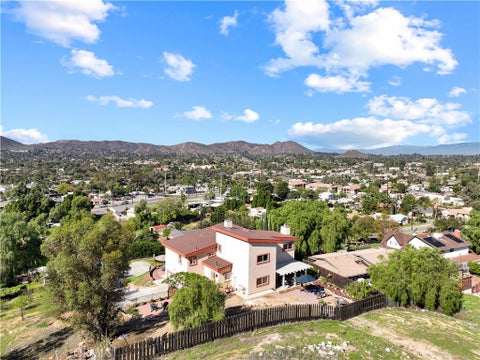 Tiny photo for 4515 Tomlinson AVE, Riverside, CA 92503 (MLS # IG26232392)