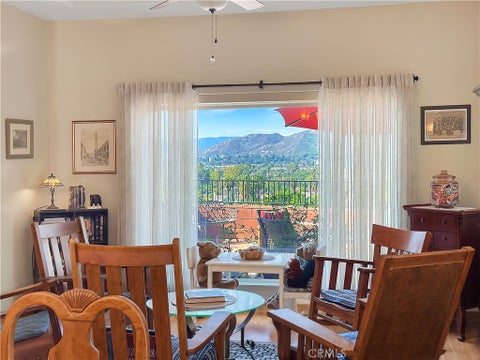 Tiny photo for 4515 Tomlinson AVE, Riverside, CA 92503 (MLS # IG26232392)