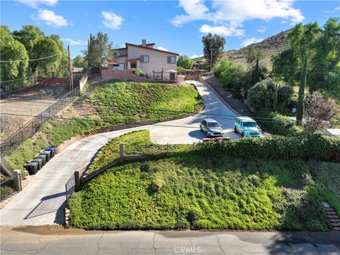 Tiny photo for 4515 Tomlinson AVE, Riverside, CA 92503 (MLS # IG26232392)
