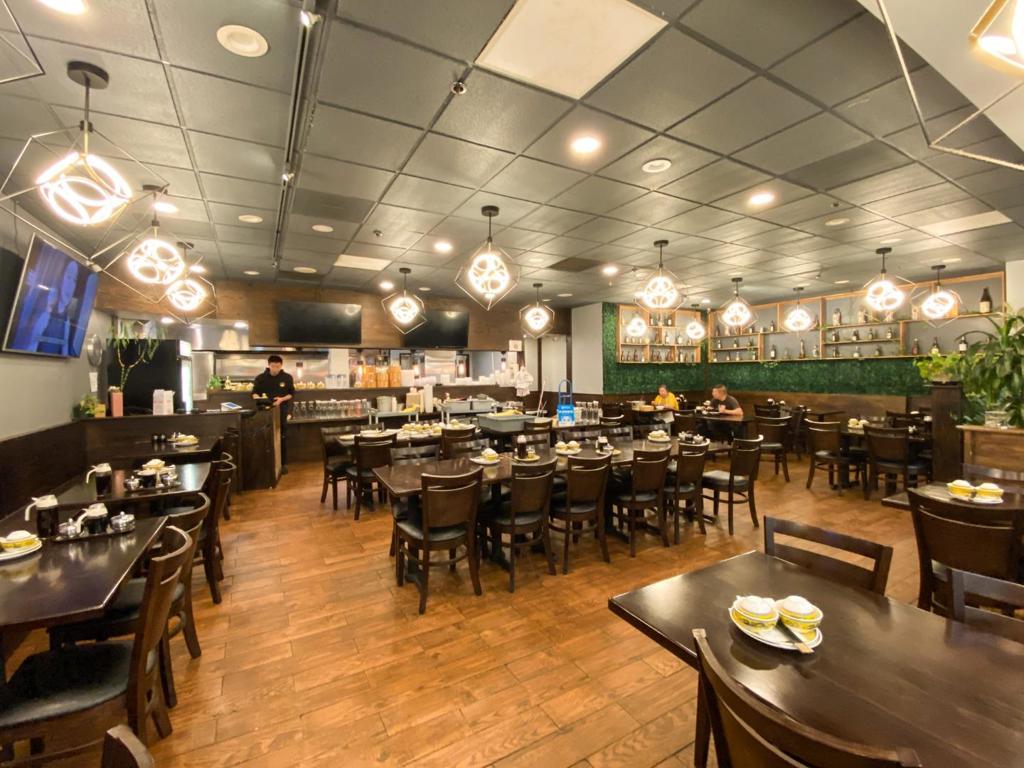 3288 3288 Pierce Street A