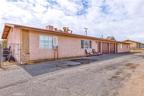 Photo of 6434 Linda Lee Dr, Yucca Valley, CA 92284 (MLS # JT26039987)