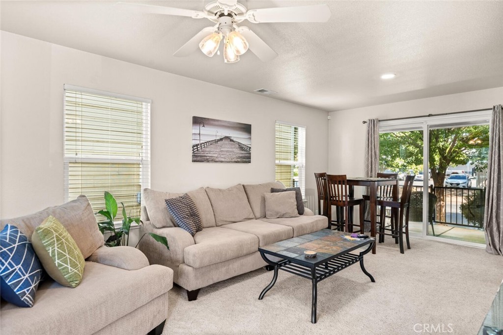 2099 Hartford Drive 8